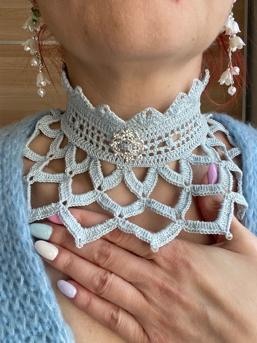 chokery Koronkowy naszyjnik w kolorze baby blue delikatny niebieski