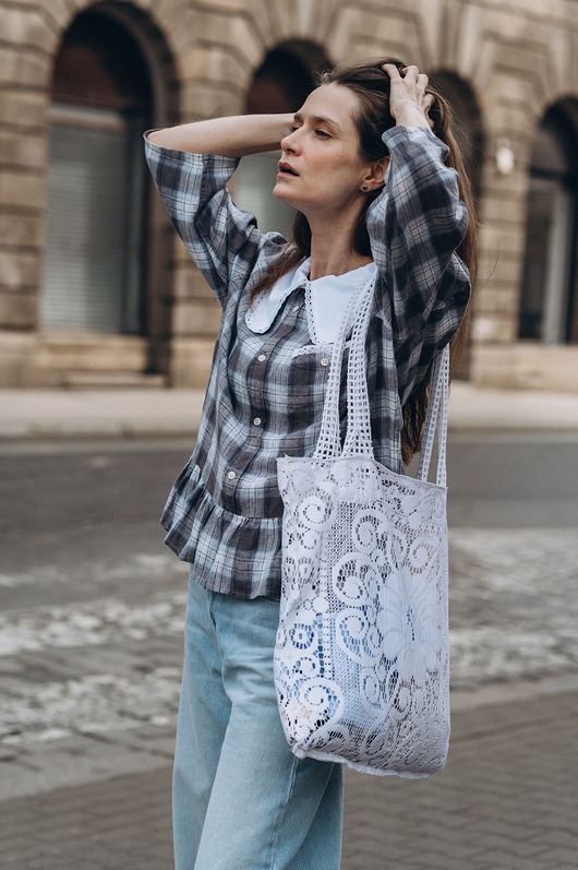 torby na ramię Torebka upcykling firankowa shopperka biała w kwiaty 1/1