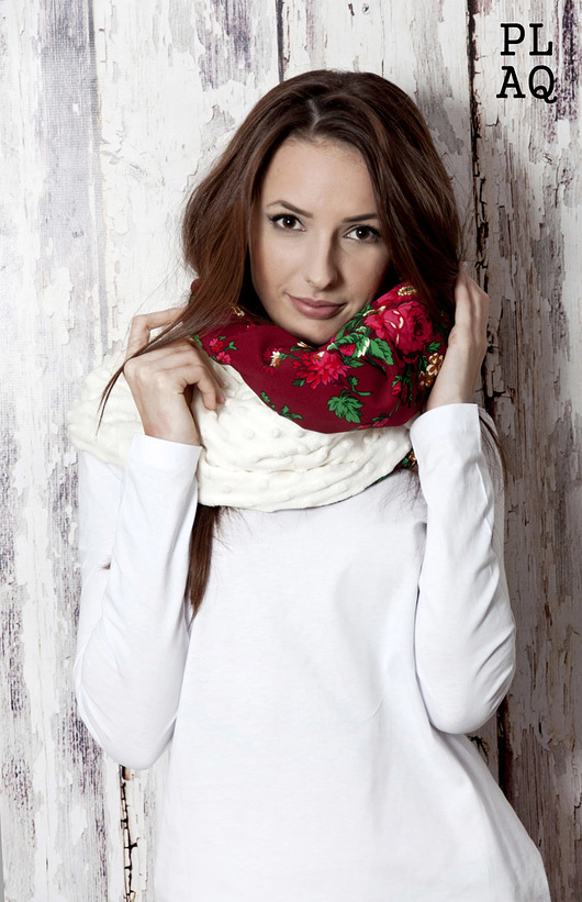 Komin Flower Red&White z ocieplaczem  polaquito