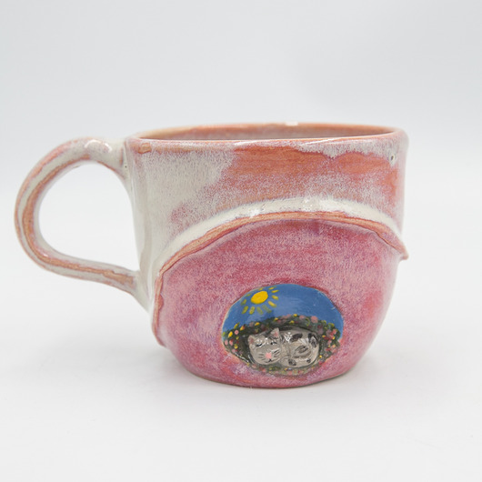 kubki Kubek ze śpiącym kotkiem