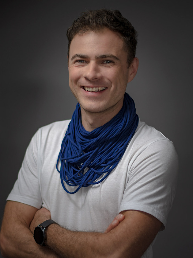 moda - inne Naszyjnik dzianinowy - granat (unisex)