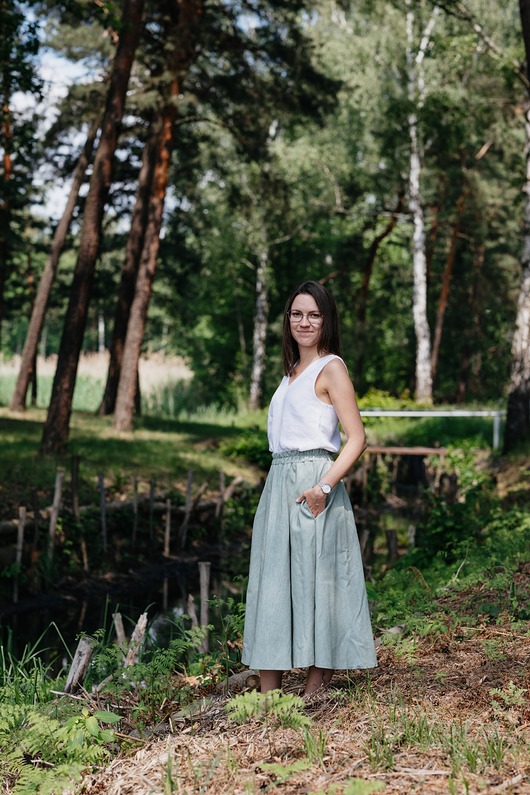 spódnice midi Lniana spódnica midi - szałwiowa zieleń