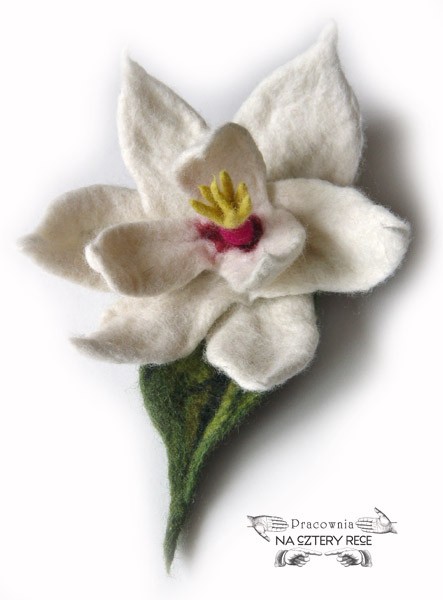 Broszka filcowa MAGNOLIA GRANDIOSA WIZUARION