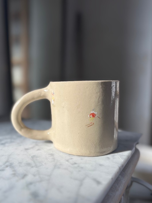 kubki i filiżanki Duży Ceramiczny Kubek Handmade 450 ml z Narciarzami Courchevel