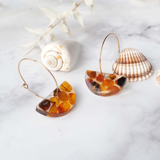 kolczyki z żywicy UNIKATOWE KOLCZYKI Z ŻYWICY golden amber
