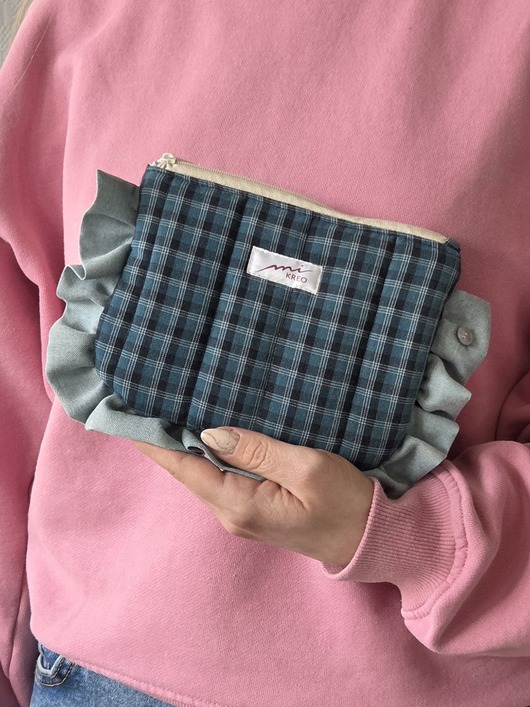 kosmetyczki Kosmetyczka falbanka w kratkę