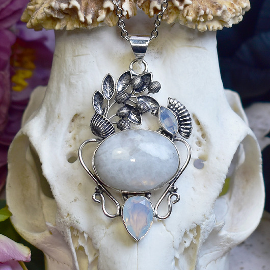 wisiory Miedziany posrebrzany roślinny wisiorek z kamieniem księżycowym i opalitami