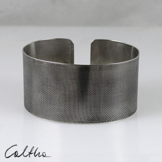 Płótno - metalowa bransoleta Caltha