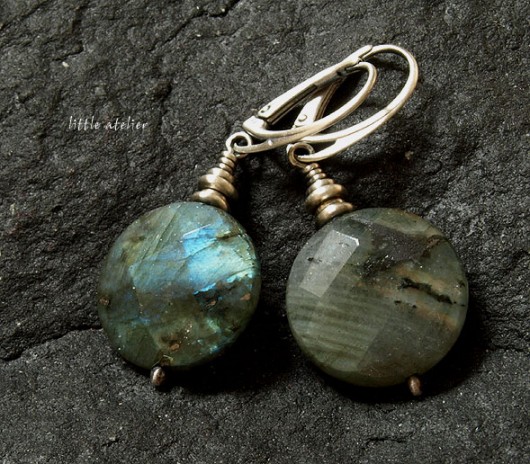 labradoryty little atelier
