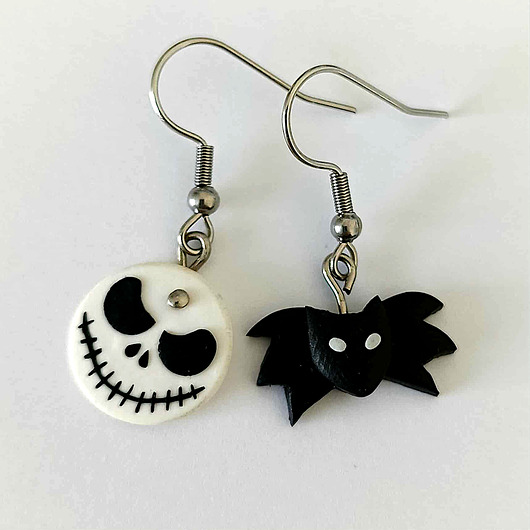 kolczyki z masy plastycznej Kolczyki czaszka i nietoperz na halloween