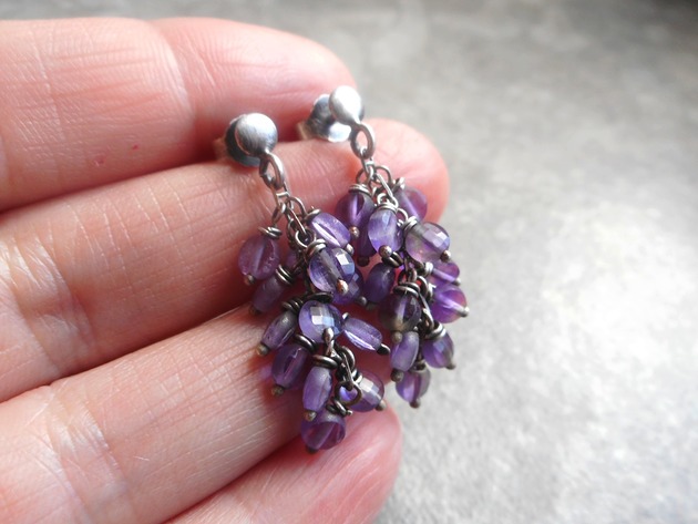 kolczyki z kamieniami Kolczyki ametystowe grona