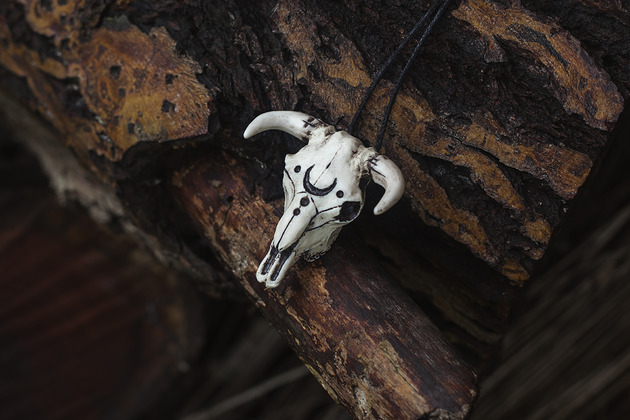 wisiory Wisior Czaszka Byka z Półksiężycem