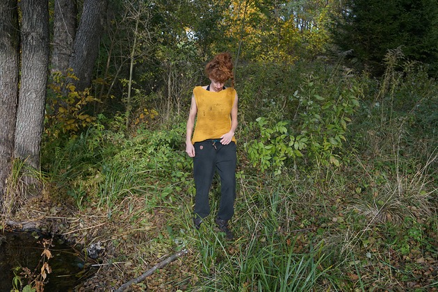 topy damskie Top wełniany bez rękawów, asymetryczny, sienna palona / musztardowy