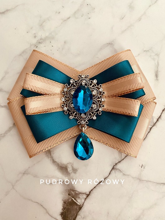 broszki Brosza z lazurowym kryształkiem New