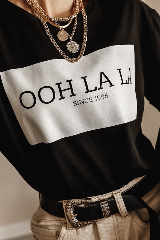 Czarny T-shirt z logo OOH LA LA OOH LA LA