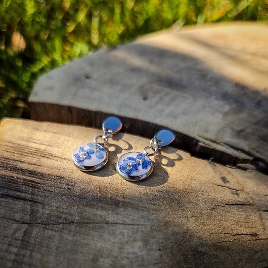 kolczyki z żywicy Kolczyki z niezapominajkami