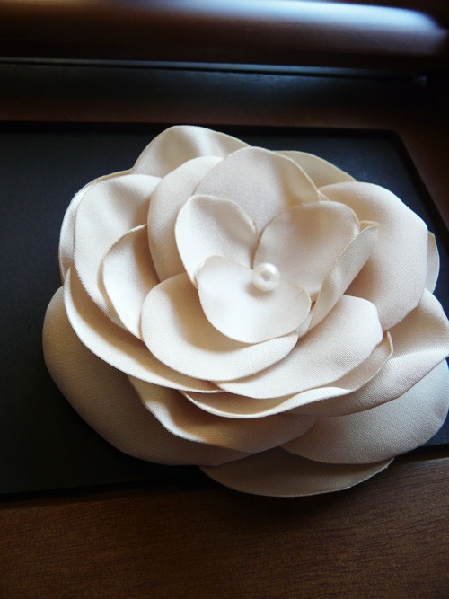 Cream Rose-zamowinie handmadebyeli