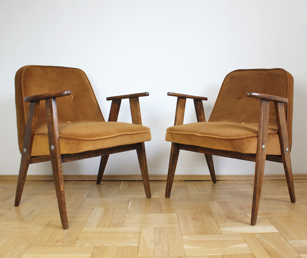 fotele Dwa fotele 366 Chierowski lata 60 PRL. Miodowy welur