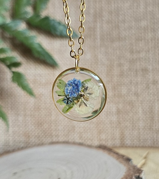 wisiory Błękitna zawieszka na szczęście