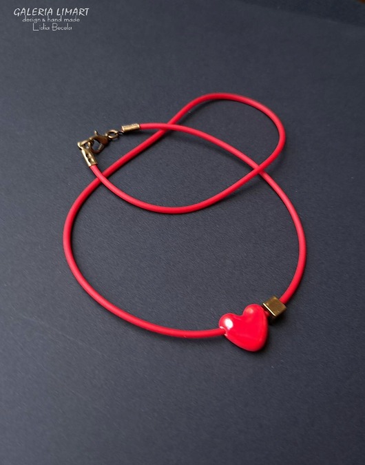 wisiory Malutkie serduszko z pięknej ceramiki prezent handmade dla ukochanej osoby