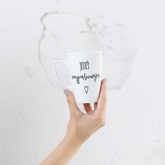 Kubek smukły 240ml *JESTEŚ NAJPIĘKNIEJSZA* Magic Mug