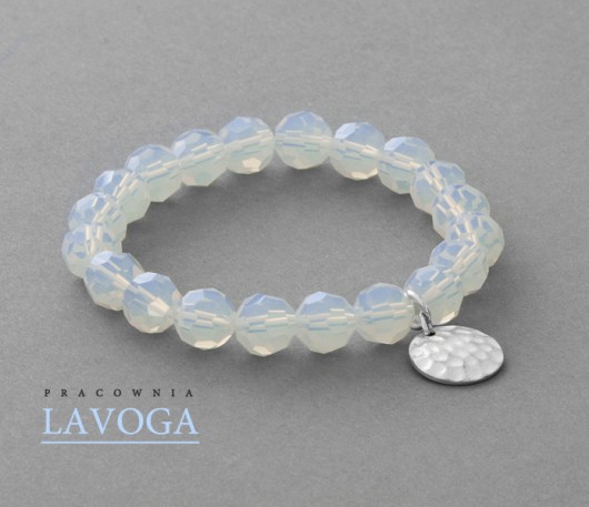 Crystal with pendant in opal. Lavoga