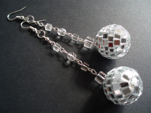 &quot;More disco lights please! :D&quot; Trom
