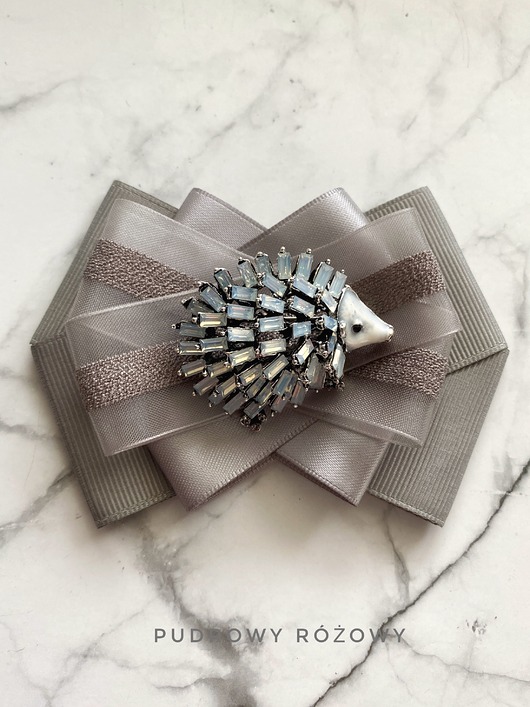 broszki Brosza z cudnym Jeżem z kryształków  New Jesień