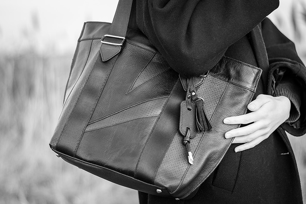 torby na ramię Torba shopper wykonana ze recyklingowej skóry samochodowej