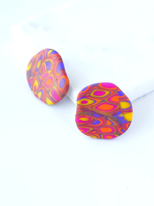 kolczyki z masy plastycznej Kolczyki wkrętki organiczne koła TRUE COLORS