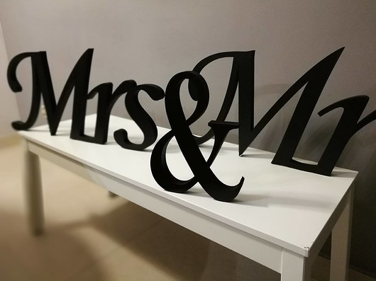 Napis MR & MRS - 3D NICE HOUSE