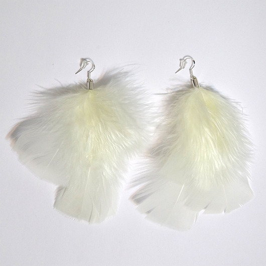 kolczyki z piórami Pióra ecru  - kolczyki wiszące