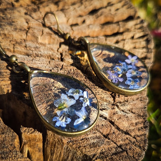 kolczyki z żywicy Kolczyki z niezapominajkami