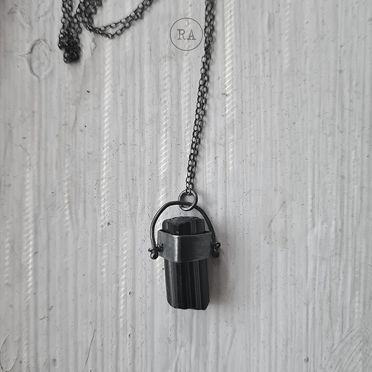 wisiory SREBRO Turmalin naszyjnik z naturalnym minerałem