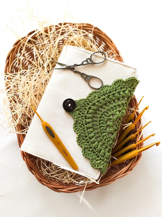 pokrowce i etui - organizery Naturalne piękne etui na szydełka