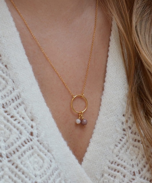 złote naszyjniki Naszyjnik z kółeczkiem i kamieniami