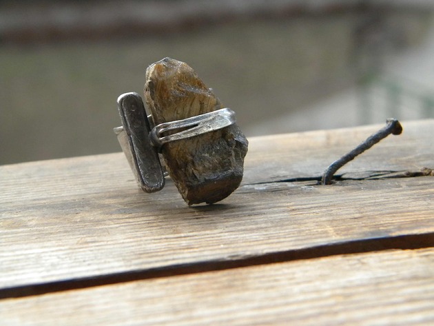 biżuteria męska Tygrysie oko- surowa skała   - pierścień