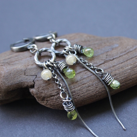 kolczyki z kamieniami Kolczyki wieczna wiosna