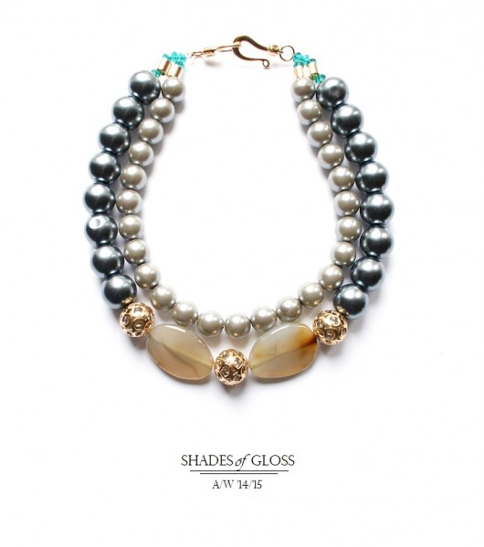 Shades of gloss 'pearls' Republika jewelry