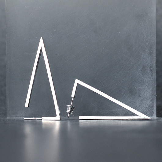 kolczyki srebrne Minimalistyczne kolczyki srebrne trójkąty