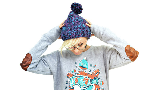 Lili Beanie with Pompom DONT NEED NO SAMURAI