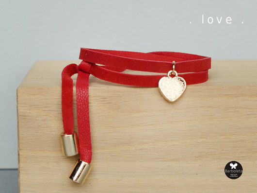 mini red love barboleta