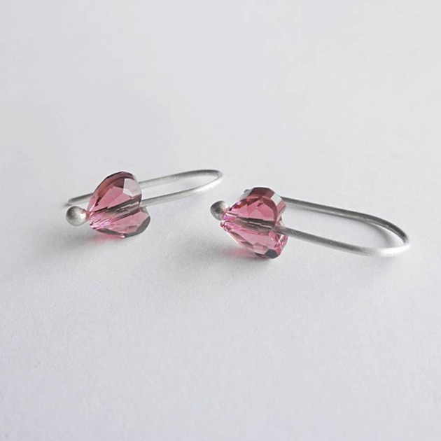 kolczyki z kamieniami Kolczyki serduszko