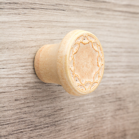 gałki do mebli Gałka do mebli jasnobrązowa, wz.4