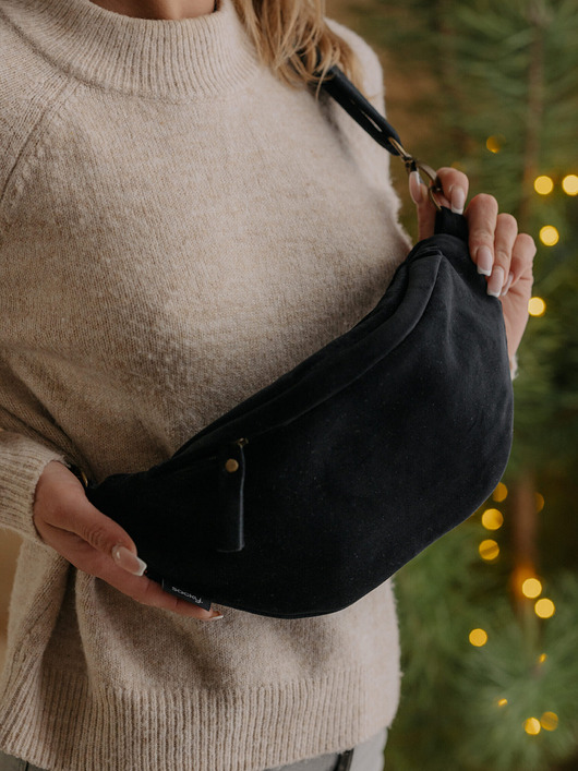 saszetka nerka Welurowa nerka basic czarna