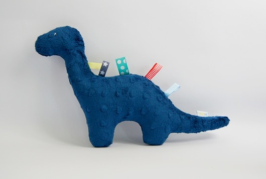 Dinozaur przytulanka Pikapu