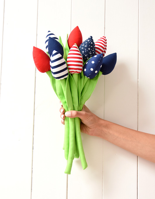 dodatki - różne Bukiet tulipanów marynarskich