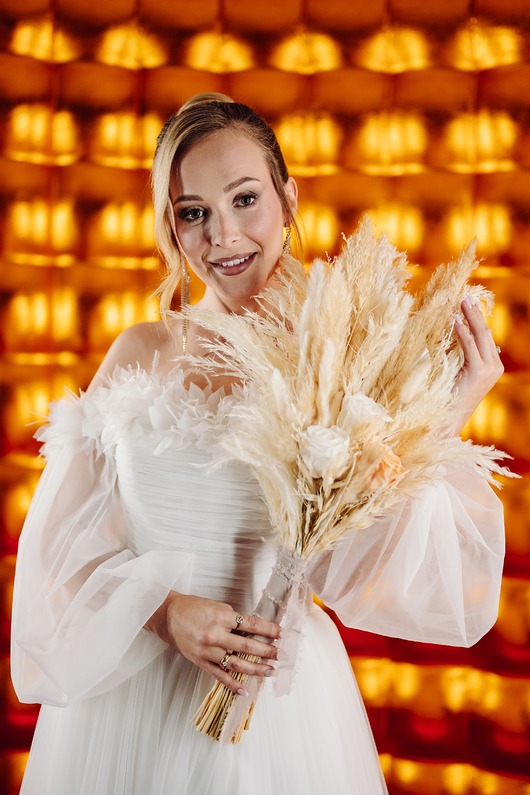 dodatki ślubne Bukiet ślubny boho - trawy pampasowe i róże