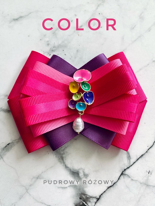 broszki Brosza z Kolekcji COLOR z kolorowymi kwiatkami i perłą