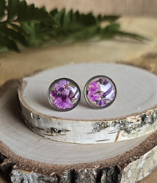kolczyki z żywicy Wieczne kwiaty wkręty z kwiatami kolczyki srebrne fioletowe